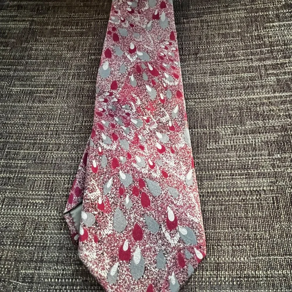 Gray‎ and Burgundy Silk Teardrop Tie Handmade in Italy